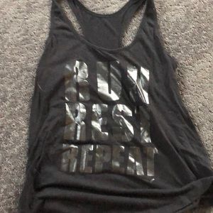 Workout tank top